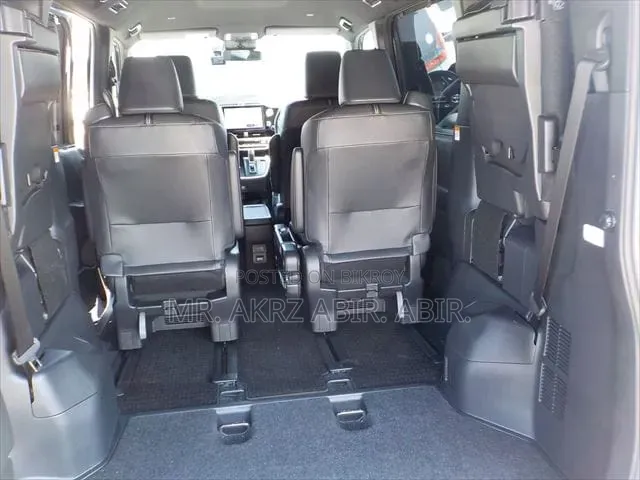 Toyota Voxy 2022 Black
