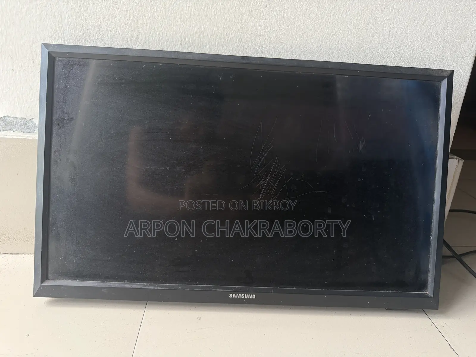 Samsung 24- Inch TV - Medium Condition (Used)