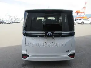 Toyota Voxy Hybrid S-G 2WD 7-Seater 2022 Pearl