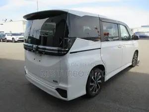 Toyota Voxy Hybrid S-G 2WD 7-Seater 2022 Pearl