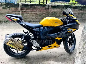 Suzuki GSX-R150 2022 Yellow
