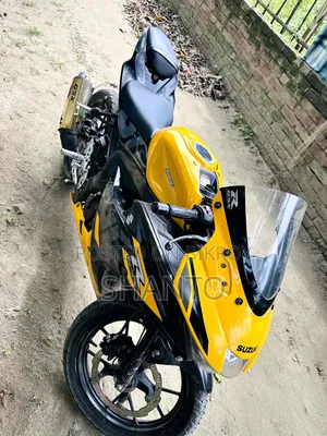 Suzuki GSX-R150 2022 Yellow