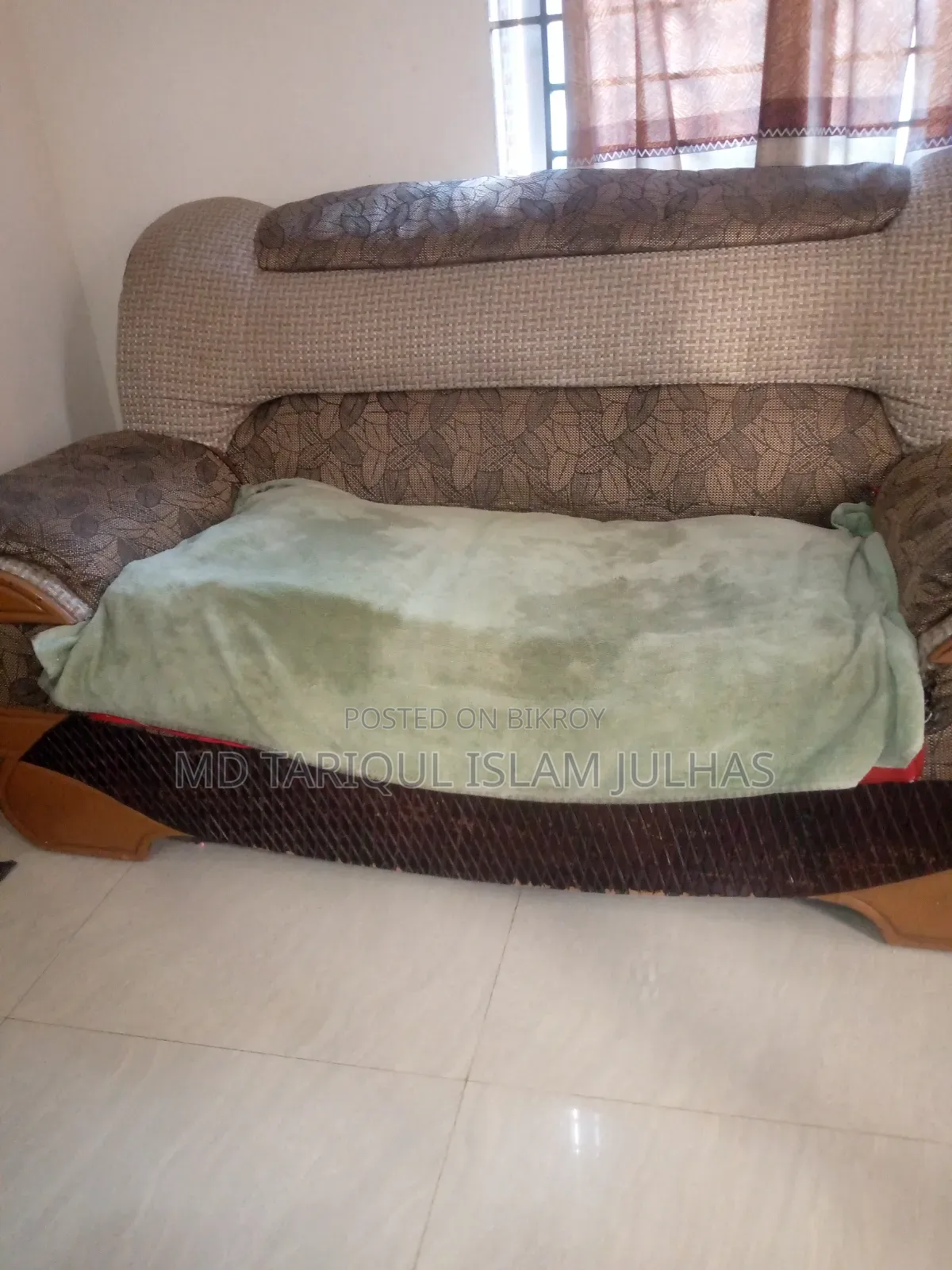 A sofa will be sold, it will be okay if you buy and attach two foams