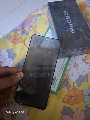 iQOO 256 GB