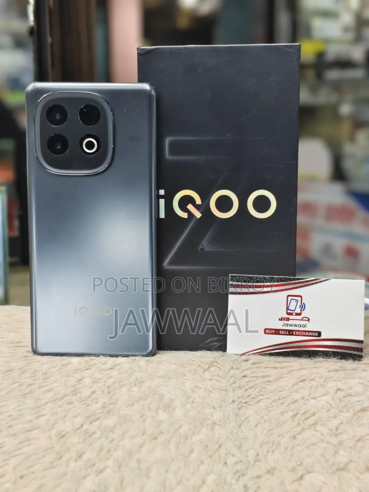 iQOO 256 GB Blue