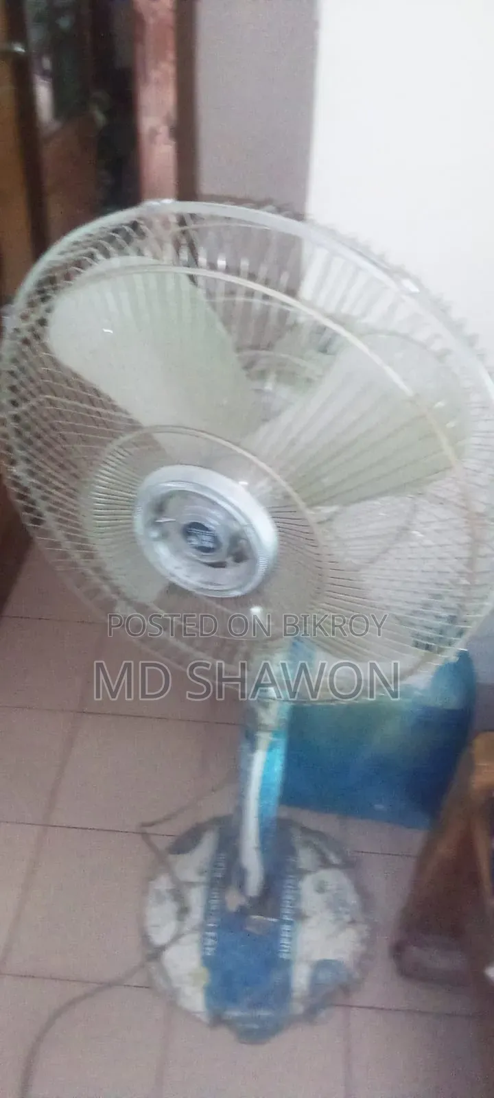 A Pakistani Pak Brand Stand Fan Will Be Sold
