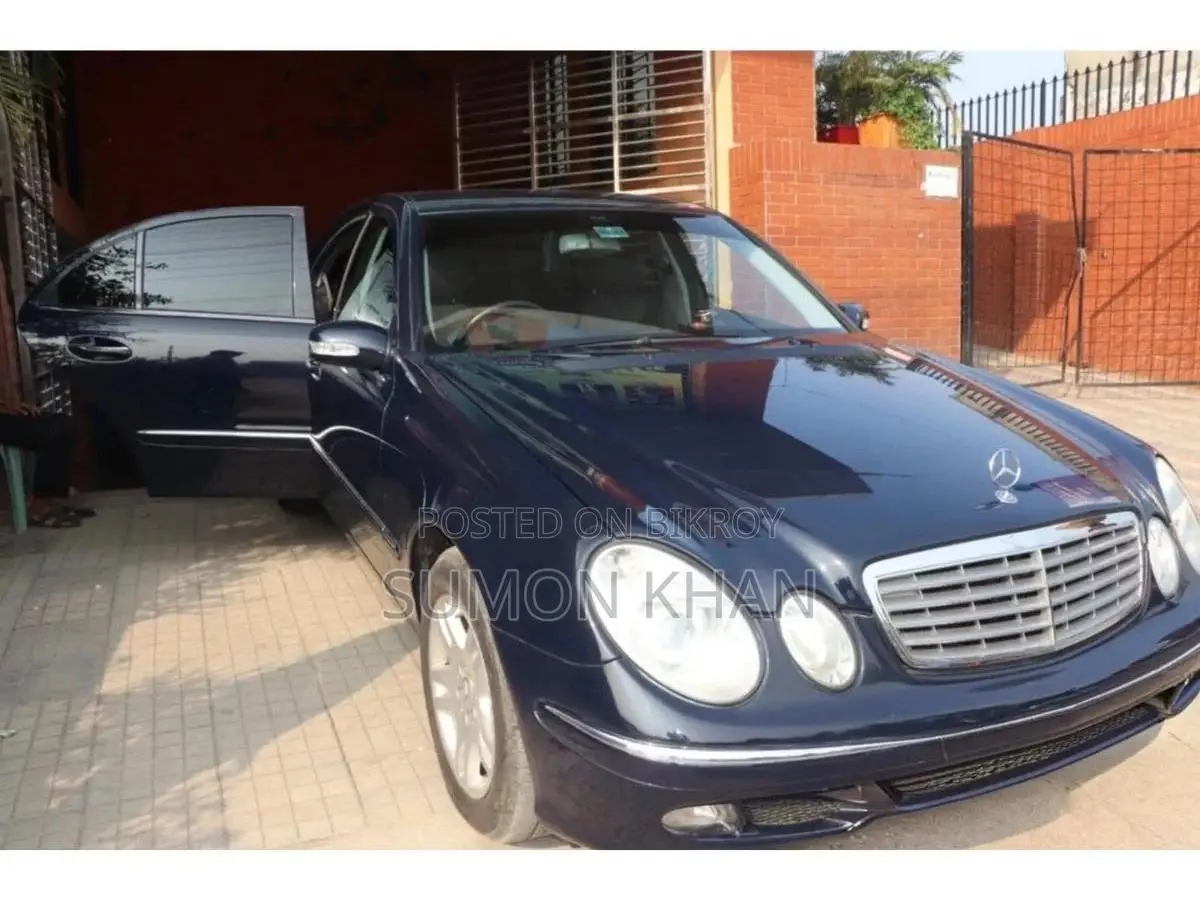 Mercedes-Benz E240 2005 Black