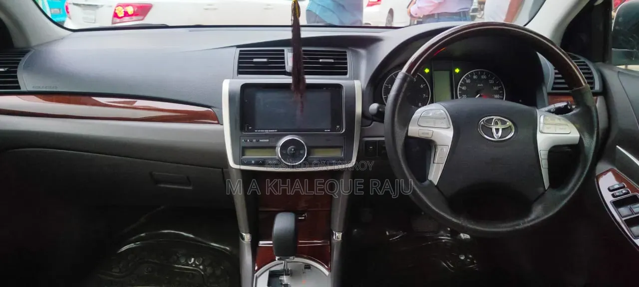 টয়োটা অ্যালিওন ২০১৫ সাদা