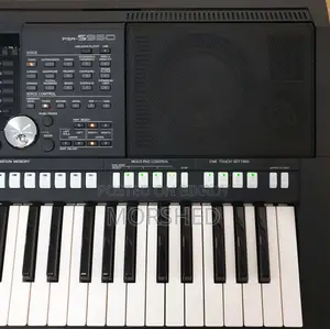 YAMAHA PSR S-950 Professional Workstation With Indian Expansion