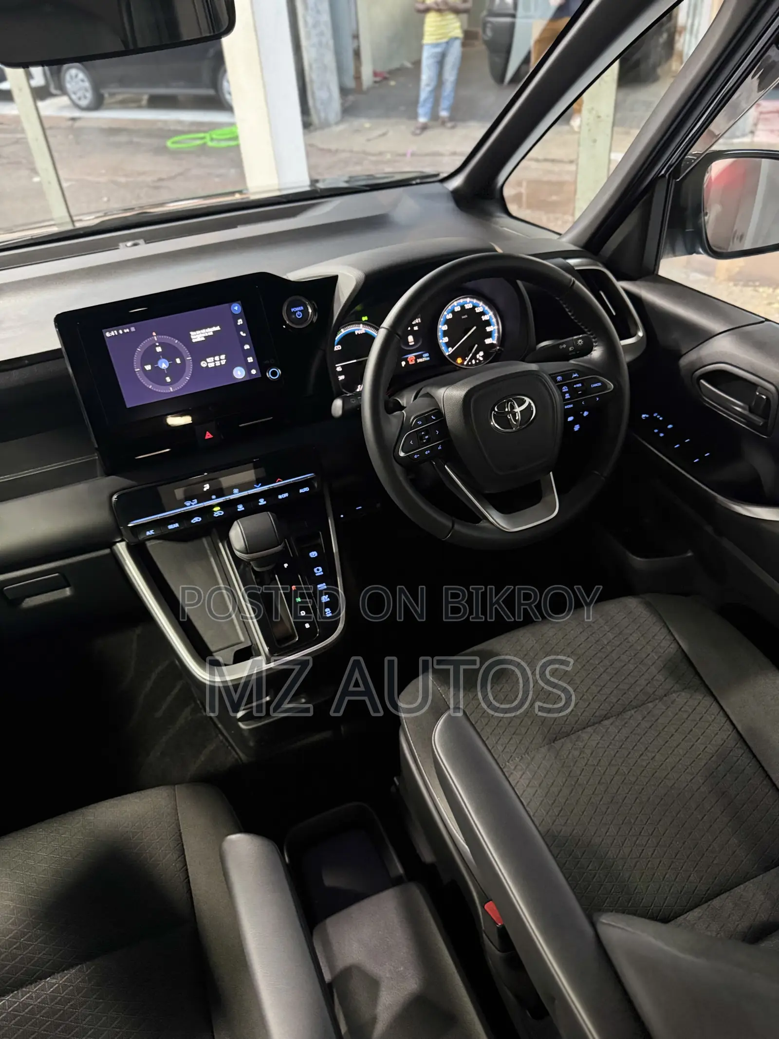 Toyota Voxy Hybrid S-G 2WD 7-Seater 2022 Black