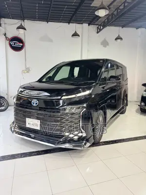 Toyota Voxy Hybrid S-G 2WD 7-Seater 2022 Black