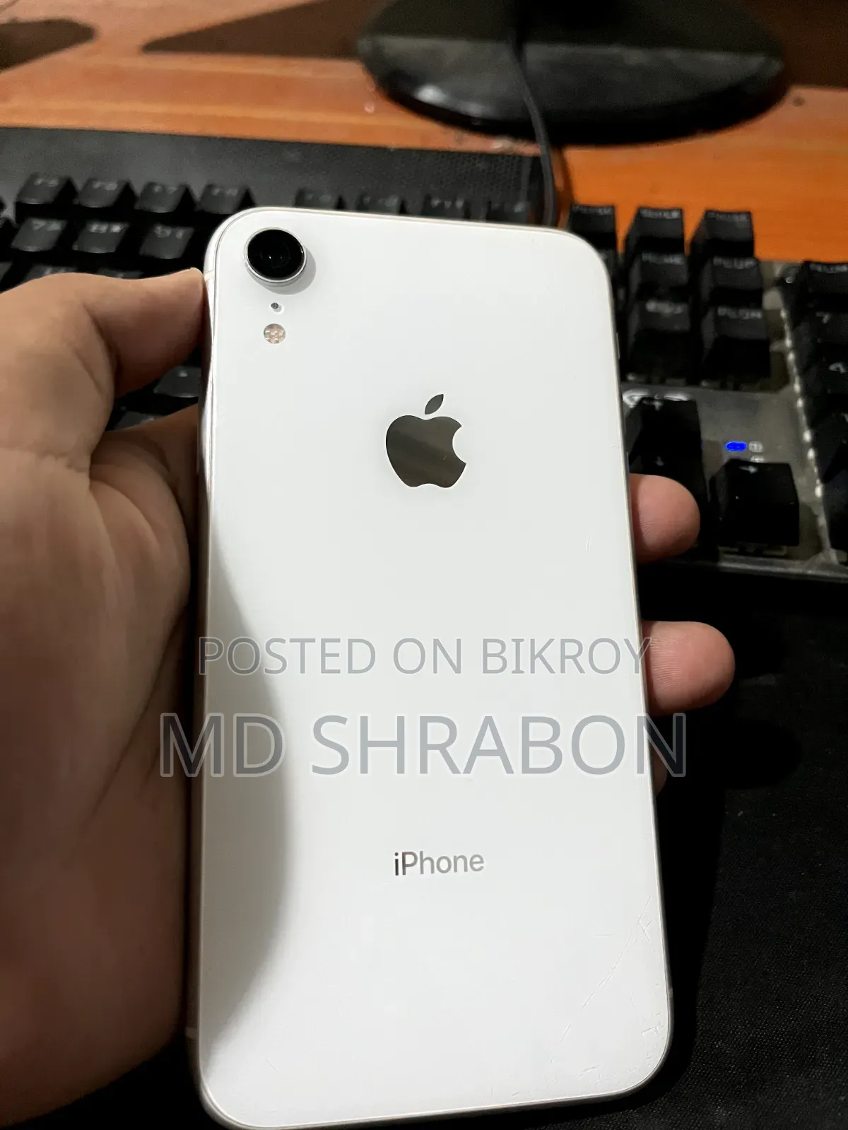 Apple iPhone XR 64 GB White