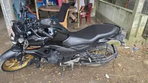 Yamaha R15 V3 2024 Black