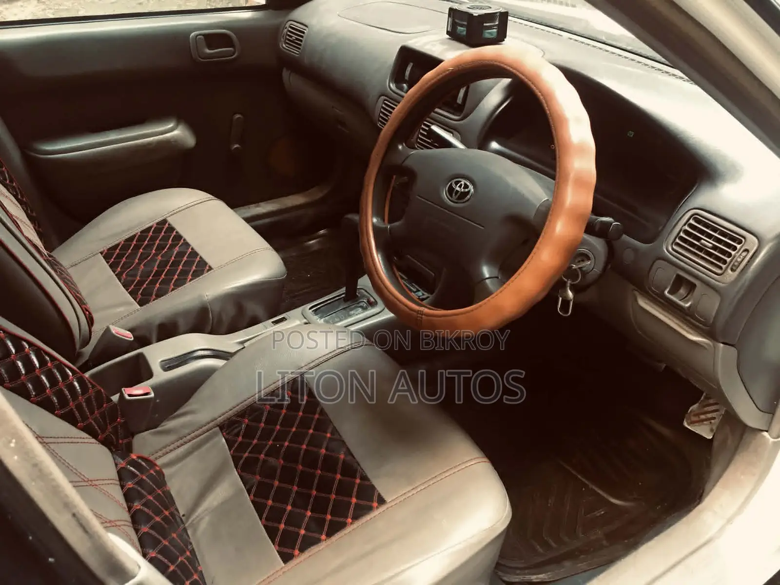 Toyota Corolla X 1.3 Automatic 2000 Pearl