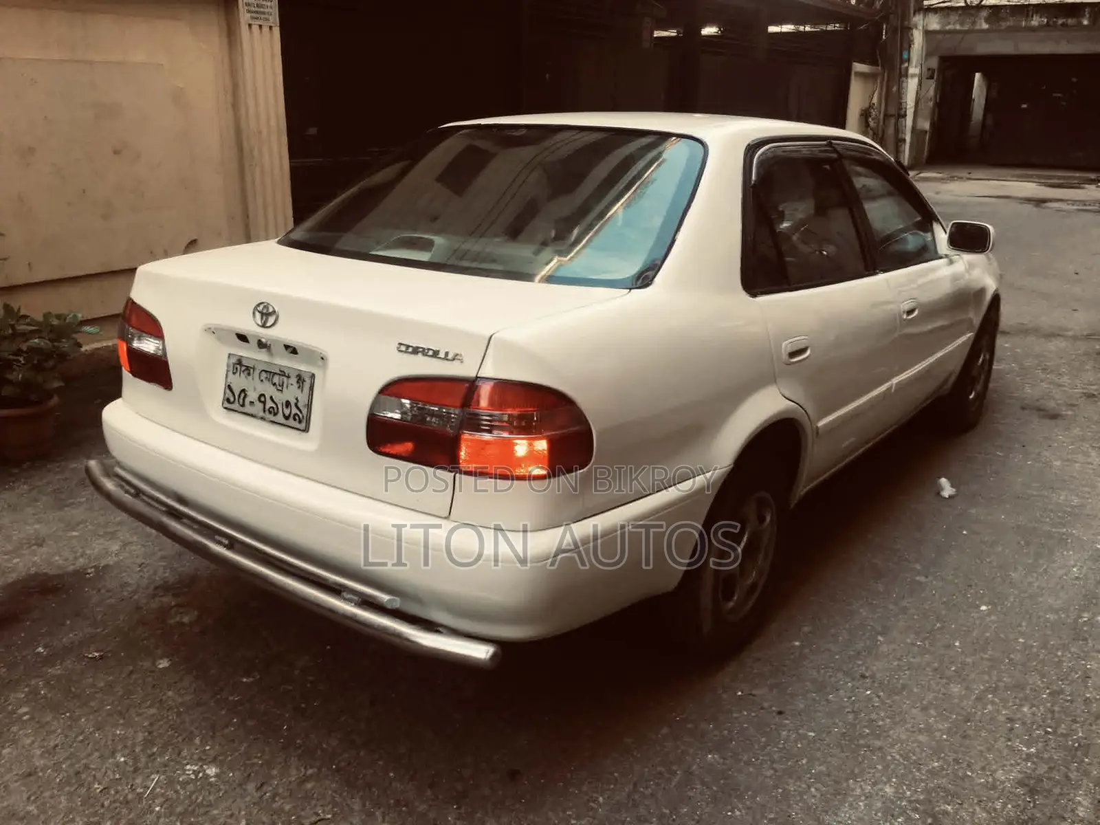 Toyota Corolla X 1.3 Automatic 2000 Pearl