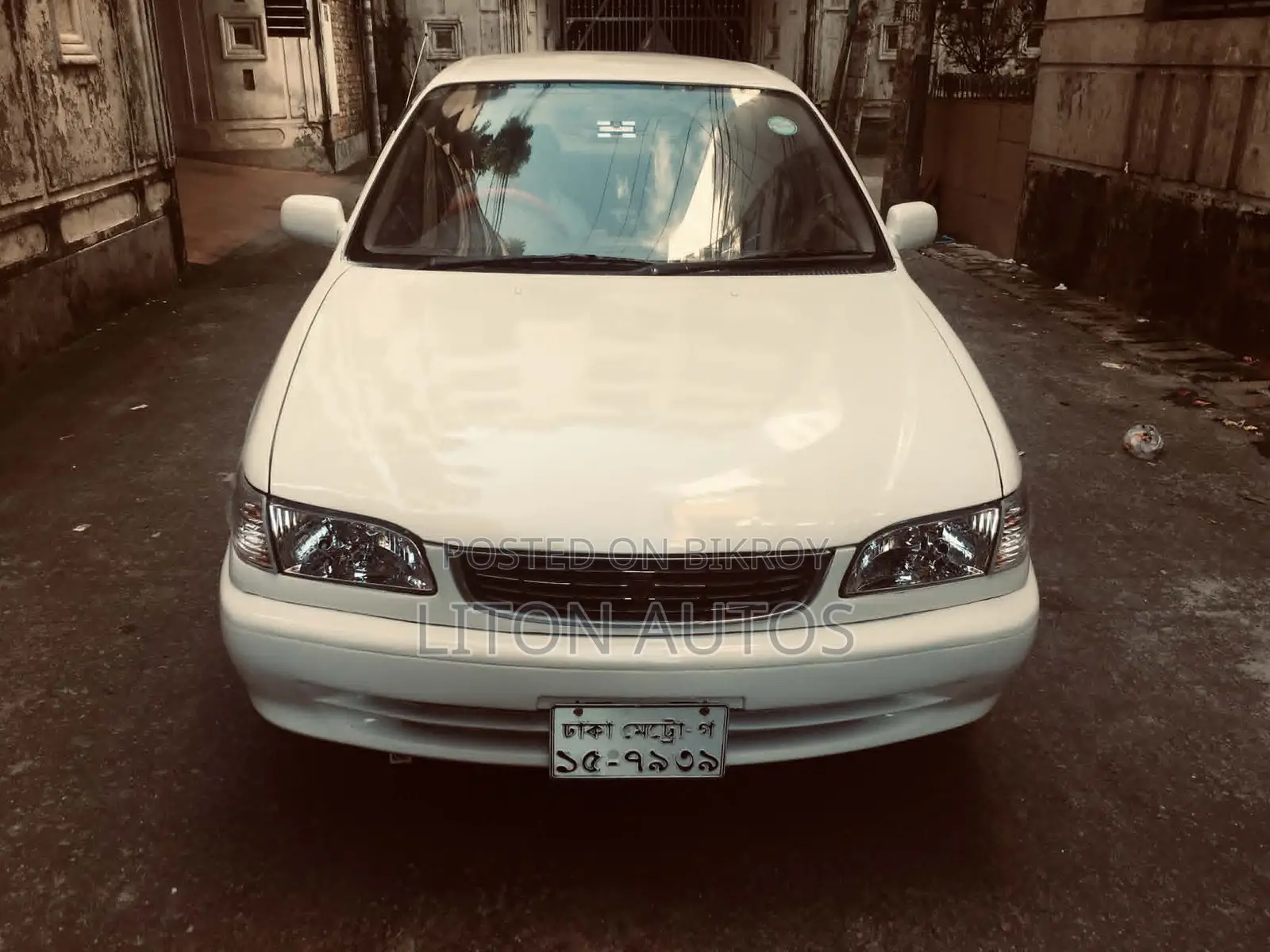 Toyota Corolla X 1.3 Automatic 2000 Pearl