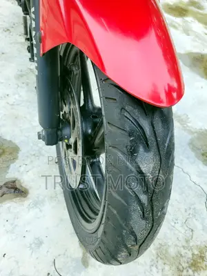 Yamaha YZF-R ২০২১ লাল