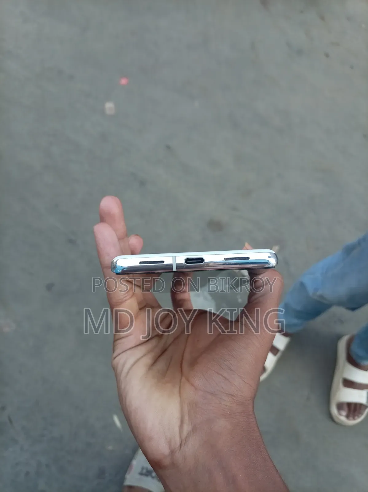 গুগল পিক্সেল ৭ প্রো ১২৮ জিবি হোয়াইট