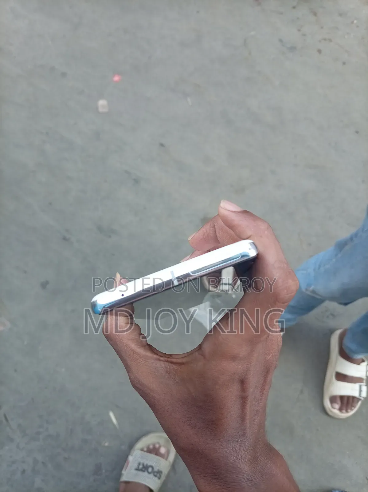 গুগল পিক্সেল ৭ প্রো ১২৮ জিবি হোয়াইট