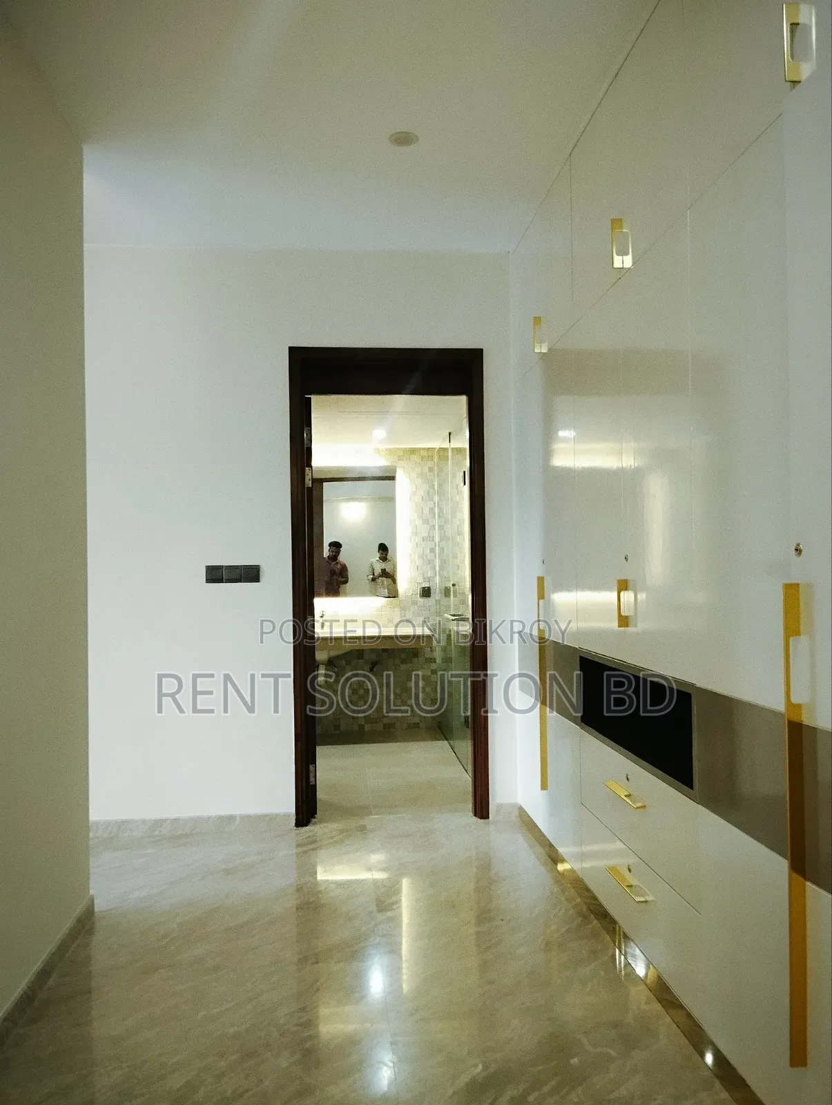 4 Bedroom Apartment in Gulshan for Rent