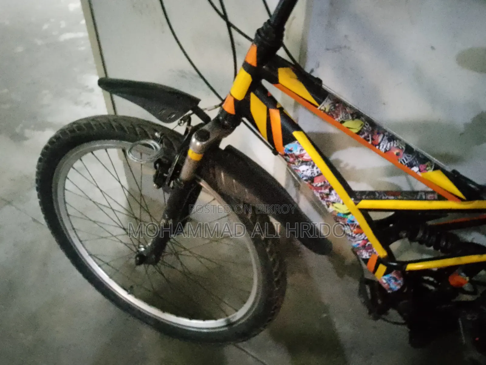 সাইকেলটা দেখতে নতুনের মত