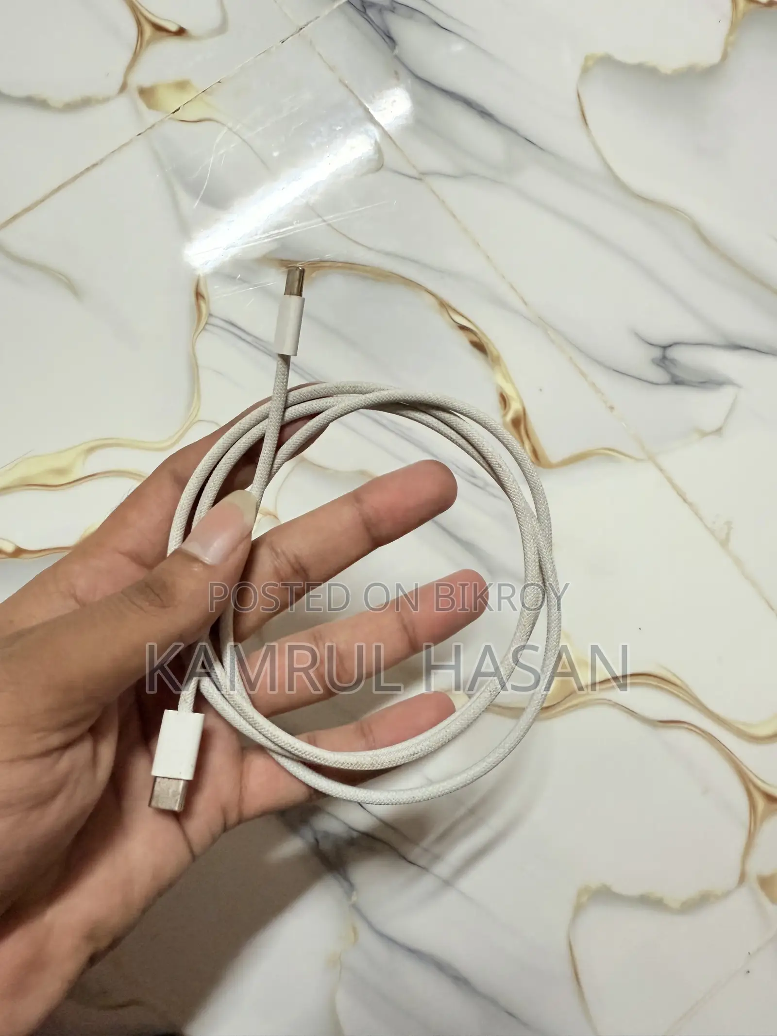 16 Pro Max Cable