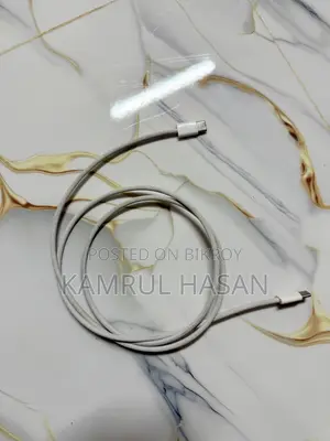 16 Pro Max Cable