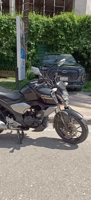 নিউ ইয়ামাহা এফজেড ২০২২ ব্ল্যাক