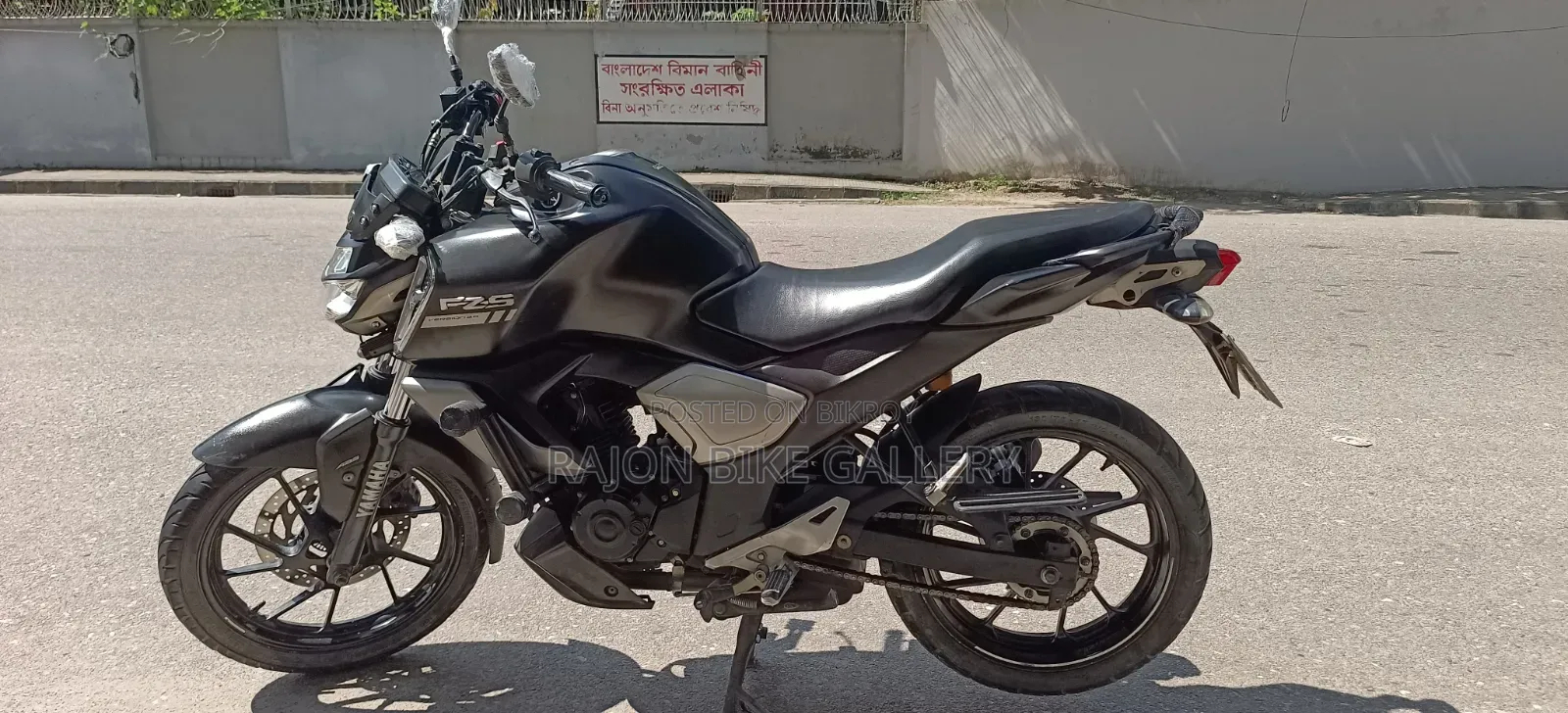 নিউ ইয়ামাহা এফজেড ২০২২ ব্ল্যাক