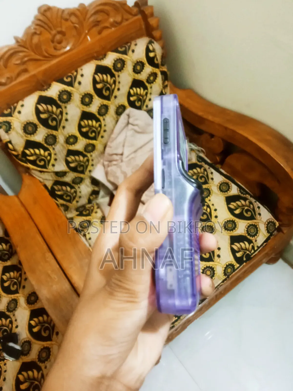 R36s গেমিং কনসোল ৬৪ জিবি, ২১,০০০ গেম, বেগুনি রঙ