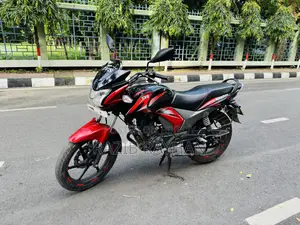 টিভিএস স্ট্রাইকার ১২৫ ২০১৮ ব্ল্যাক