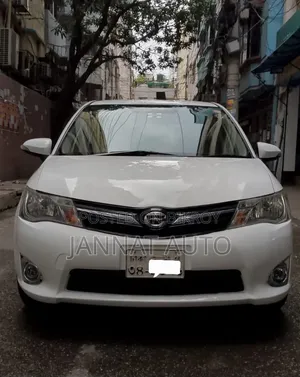 Toyota Corolla Fielder 2013 Off white