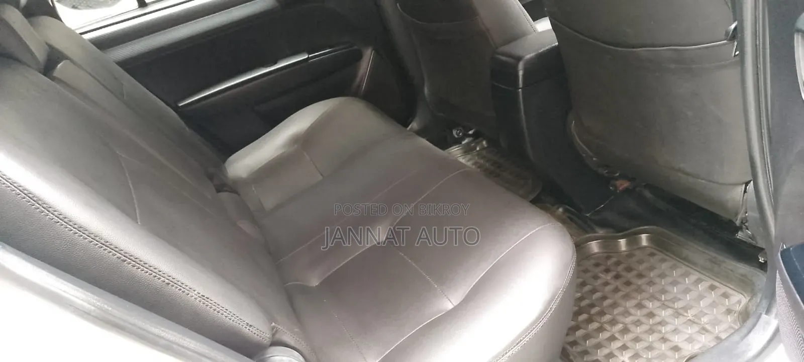 Toyota Corolla Fielder 2013 Off white