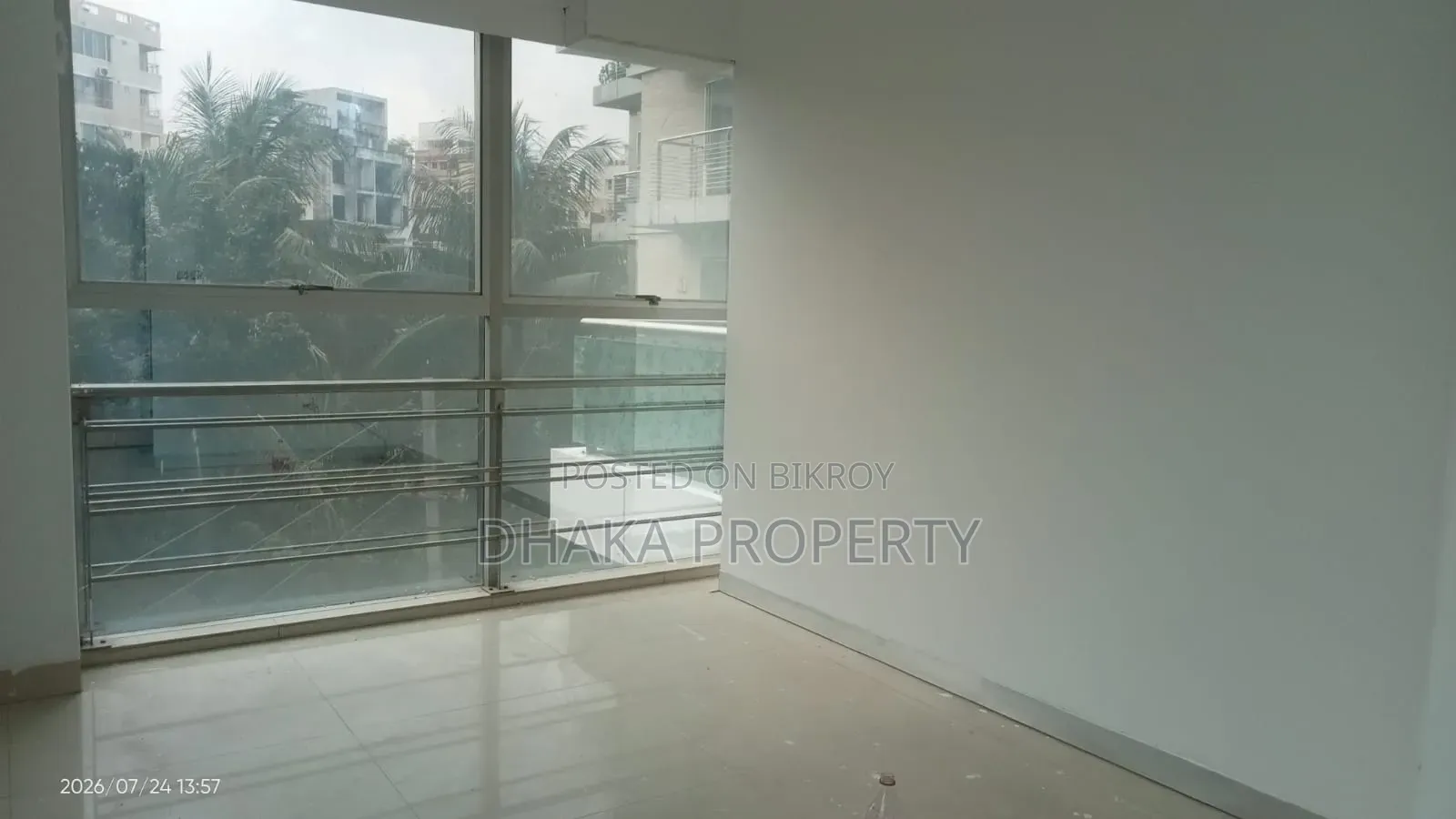 For Office Rent at Gulshan 2750SqFt.