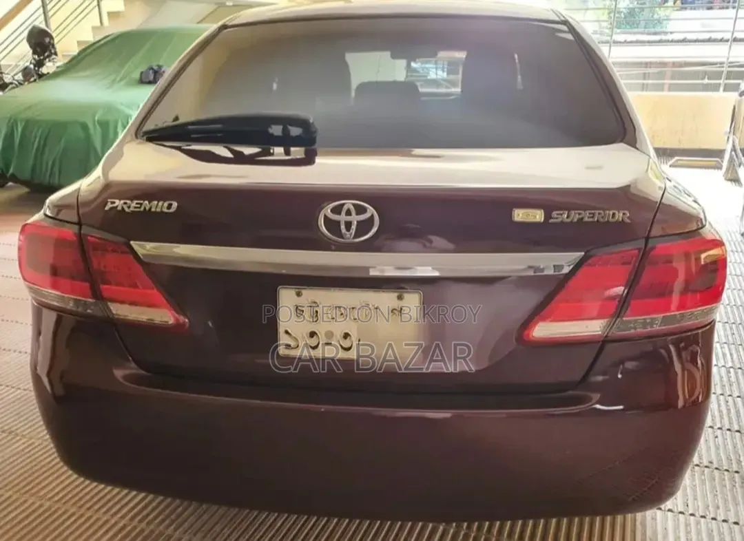 Toyota Premio 1.5 Two-Wheel Drive 2013 Maroon