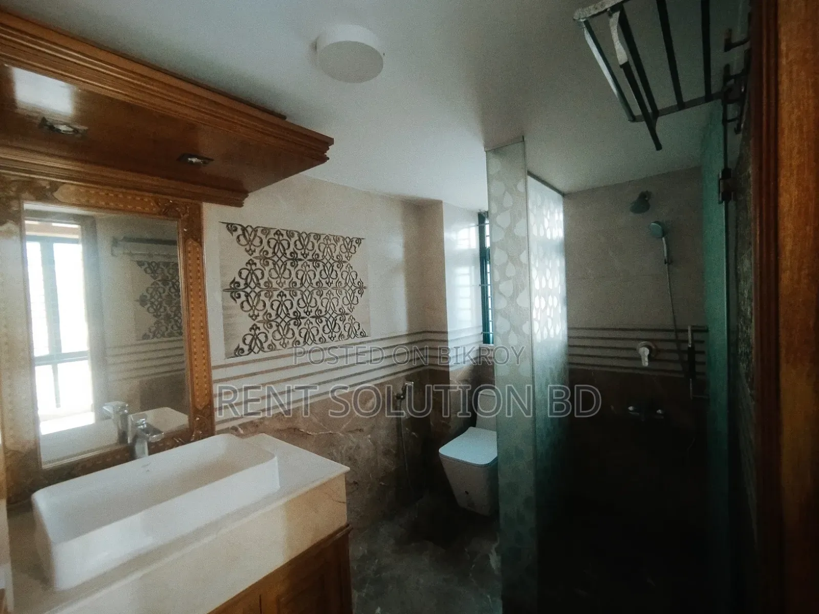 Gorgeous Semi Furnished Office / House Rent at Gulshan 2
