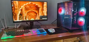 Desktop Computer 32GB AMD Ryzen 5 SSD 256GB