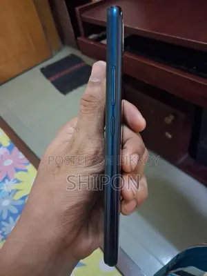Vivo Y11 32 GB Blue