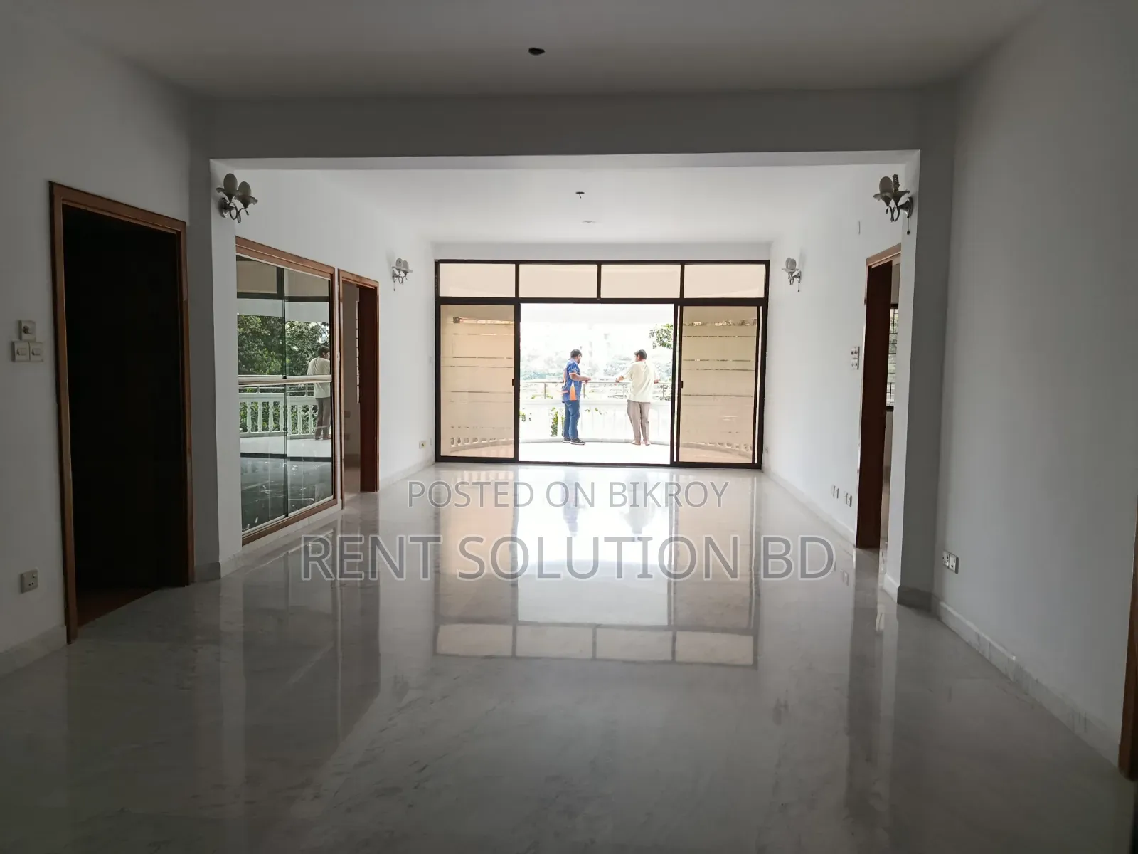 Lake View Luxurious Office Space Rent at Gulshan 1