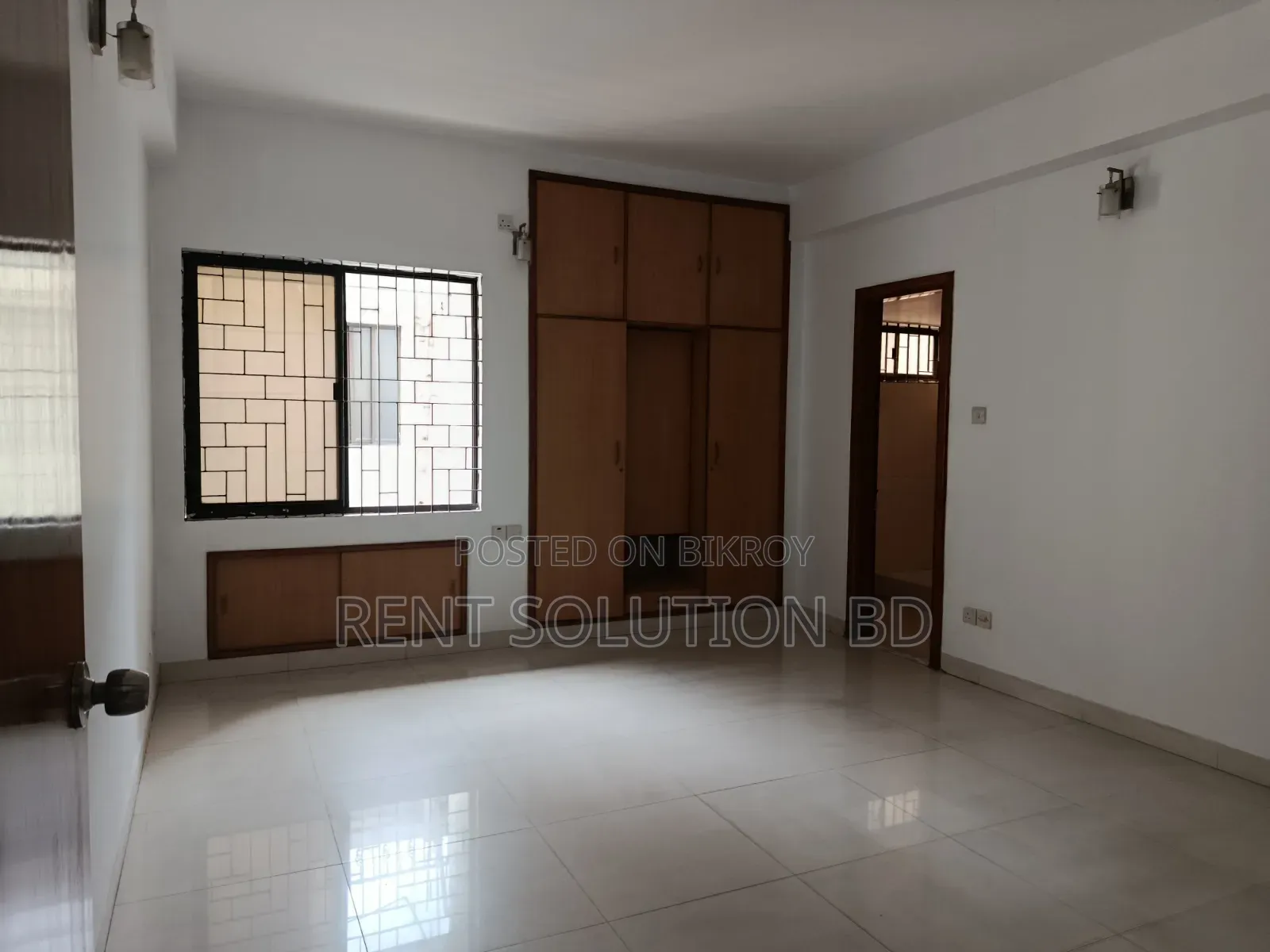 Lake View Luxurious Office Space Rent at Gulshan 1