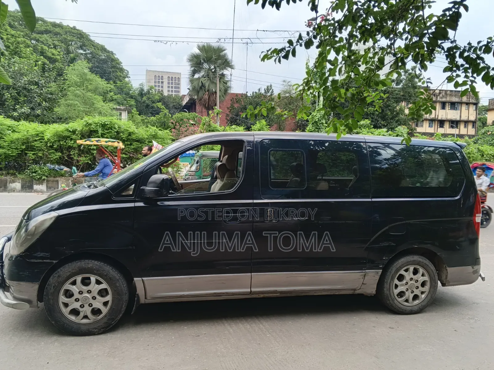 New Hyundai H200 2012 Black