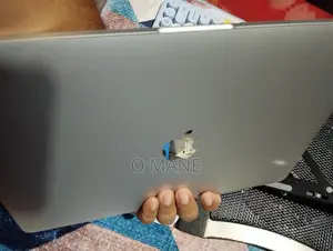Laptop Apple MacBook Pro 2019 16GB Intel SSD 16 GB