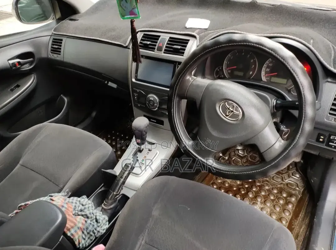 Toyota Corolla Fielder 1.5 Liter Petrol Front-Wheel Drive 2010 Gray