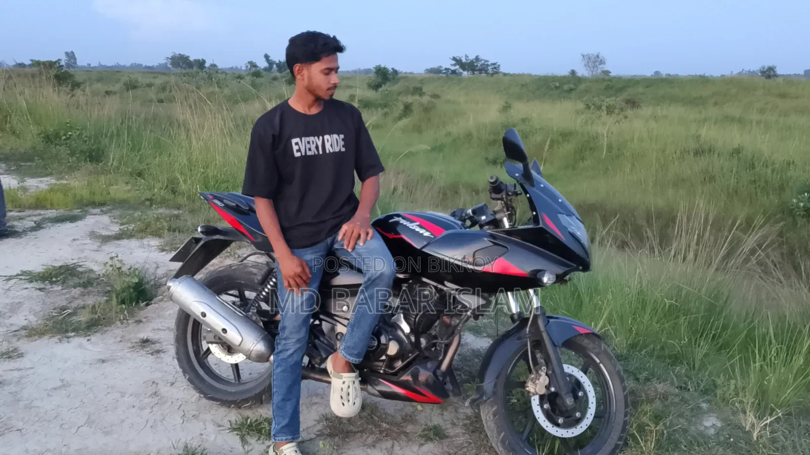 Bajaj Pulsar 150 2022 Black
