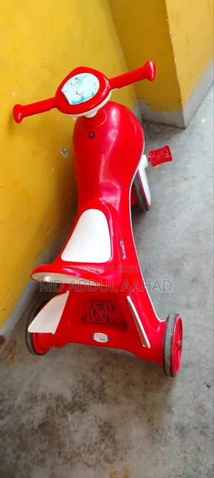 বাচ্চাদের সাইকেল