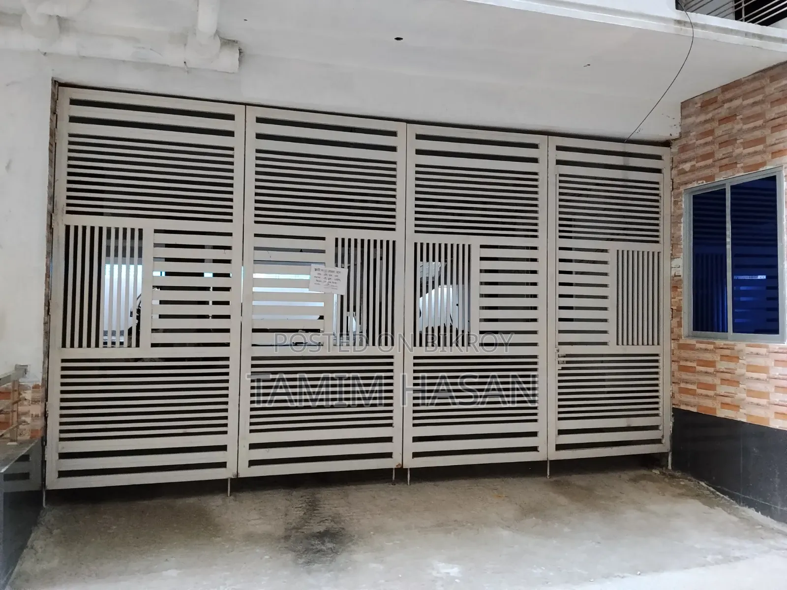 3-Bedroom Apartment in White Mansion, Jatrabari for sale