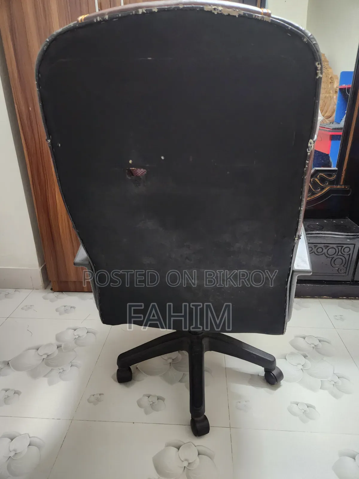 Black Chair