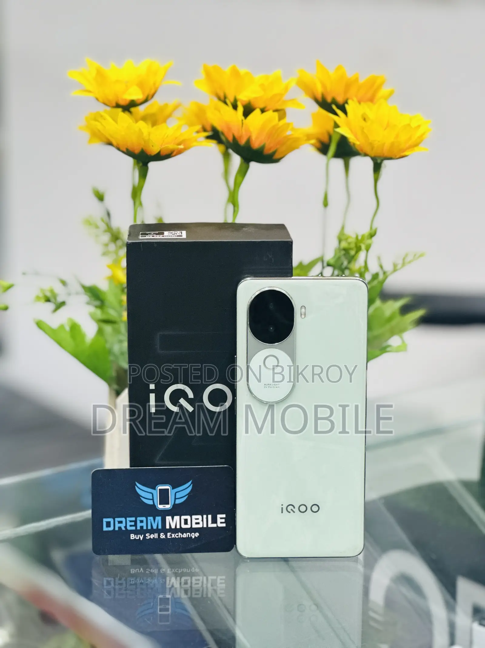 iQOO 256 GB