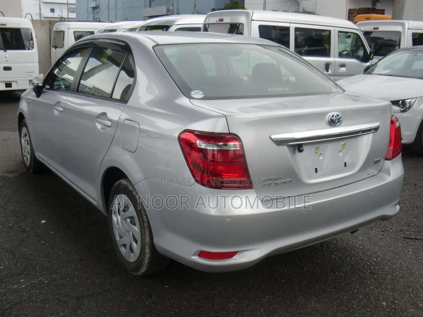 Toyota Axio 2021 Silver