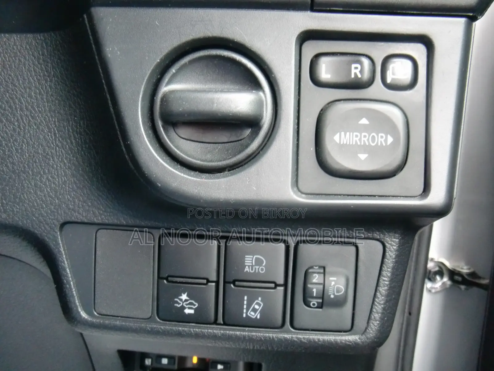 Toyota Axio 2021 Silver